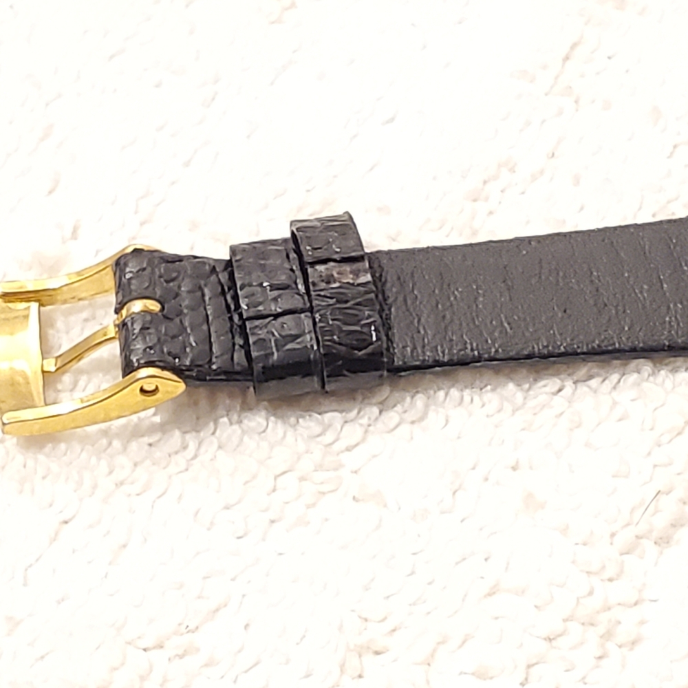 Vintage Seiko Women's Quartz Watch Gold Tone Black Dial Diamond Stainless Steel - Picture 8 of 16